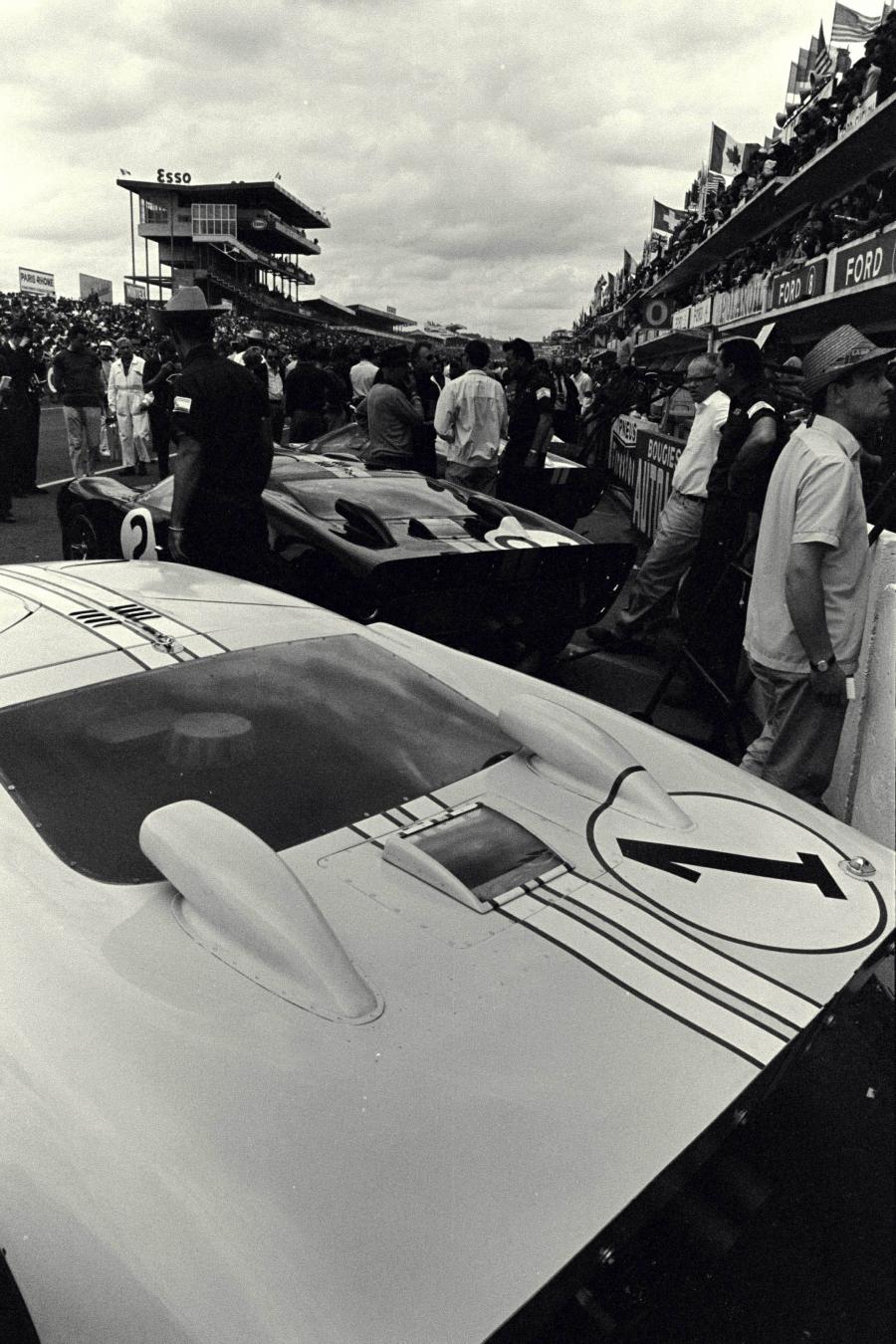  Ford GT40 (Mk II) 1965 года  (фото 22 из 118)